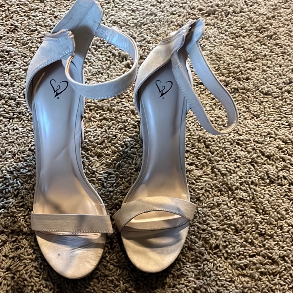 Windsor Nude Heels